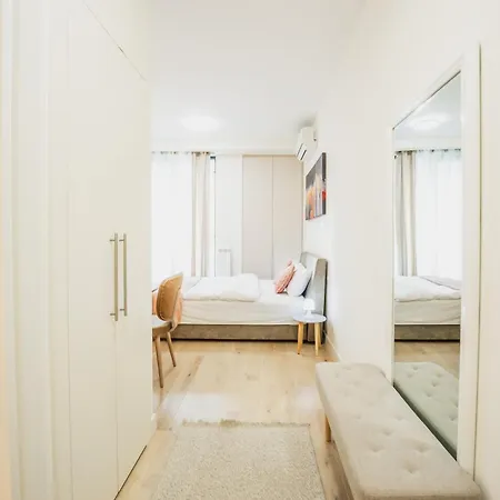 Injoy Lägenhet Belgrad Exteriör bild